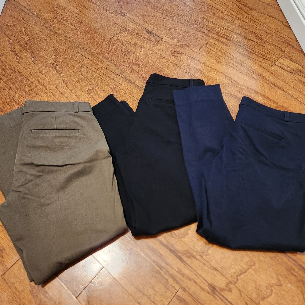 Bundle of Banana Republic Sloan Curvy Fit Pants